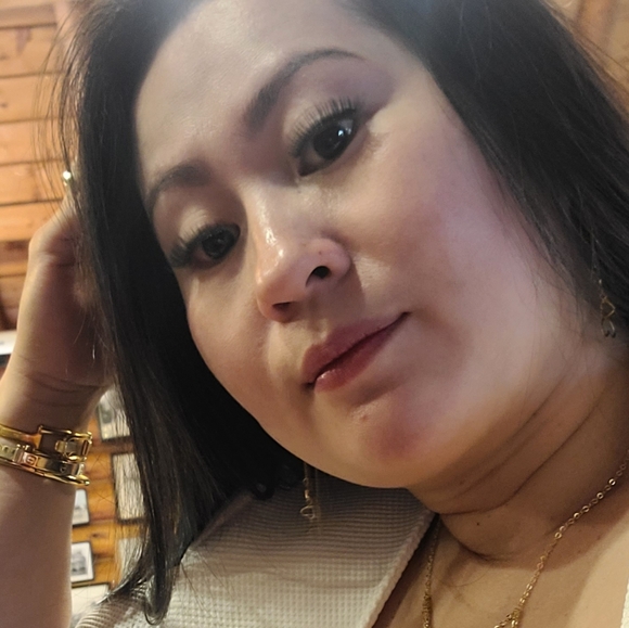 Meet your Posher, Anna - Picture 1 of 1